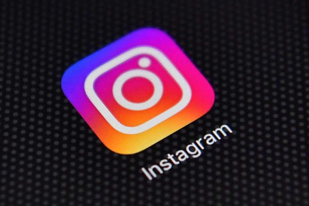 Malaysian People Use Instagram